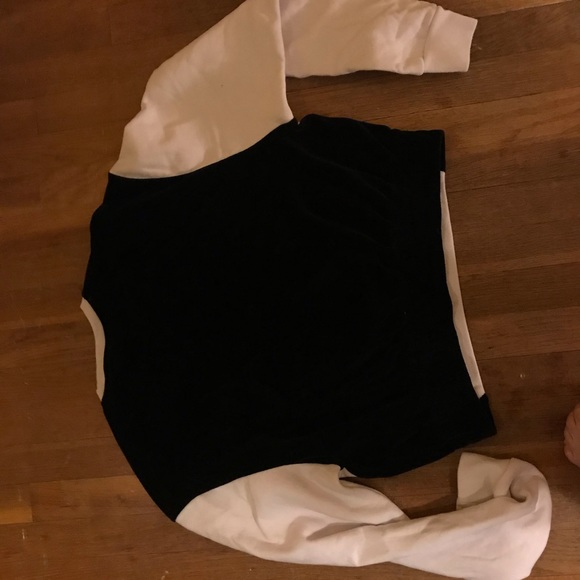 Fila Tops - Fila Crew neck sweat shirt